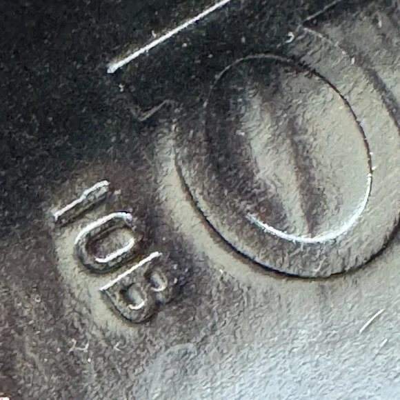 Bebe Brown and Black Heels with Stylish Design size 10B - Picture 6 of 7